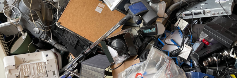 pile-of-old-electronic-waste